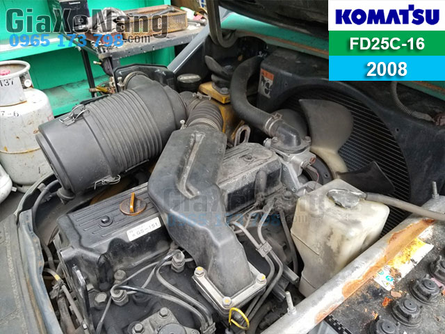 Xe nâng dầu giá rẻ Komatsu FD25C-16
