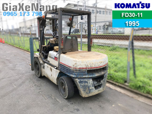 Xe nâng dầu giá rẻ Komatsu FD25-11