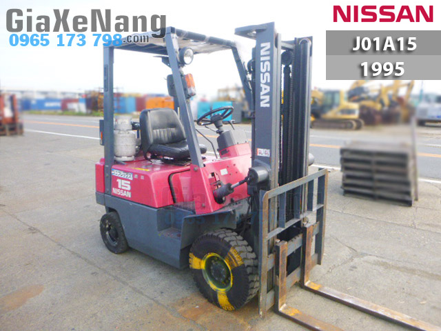 Xe nâng giá rẻ, xe nâng xăng nissan 1.5 tân