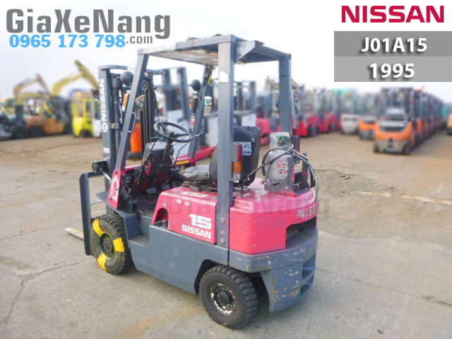 xe nâng giá rẻ, xe nâng xăng 1500 kg,